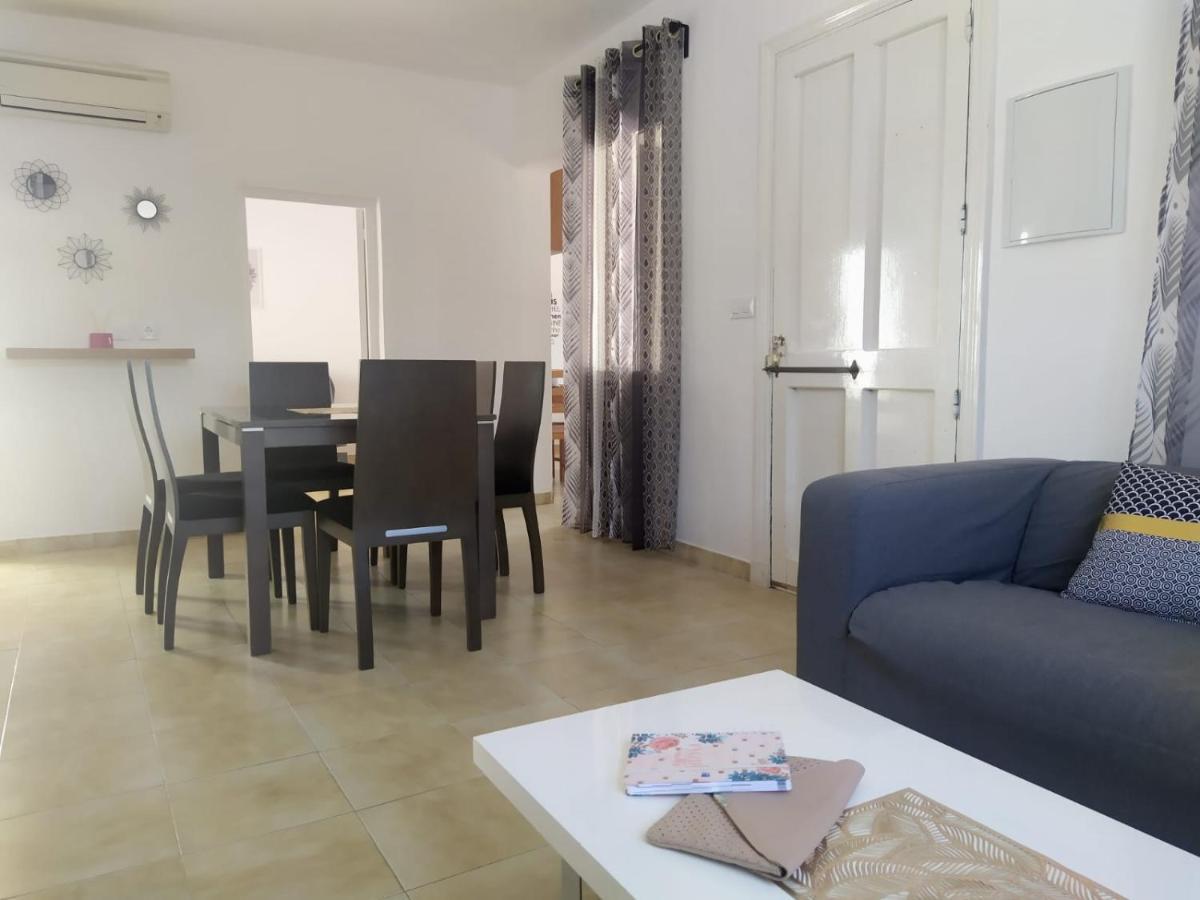 Hermosa Casa Con Piscina Cerca De La Playa De Punta Prima Punta Prima  Extérieur photo